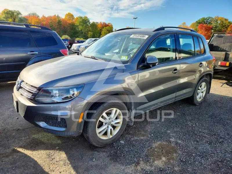 2016 Volkswagen Tiguan photo