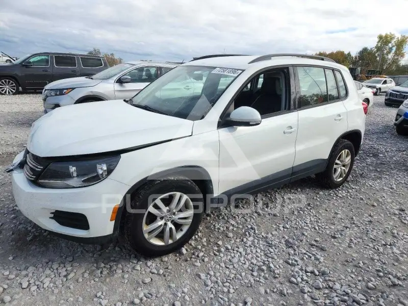 2016 Volkswagen Tiguan photo