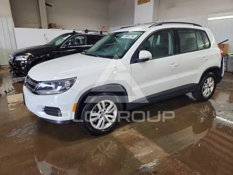 2016 Volkswagen Tiguan photo