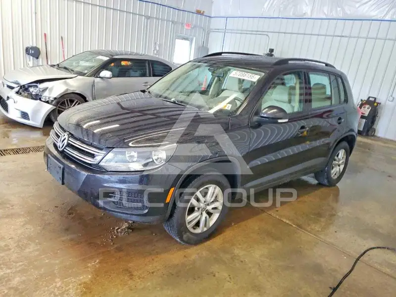 2016 Volkswagen Tiguan photo