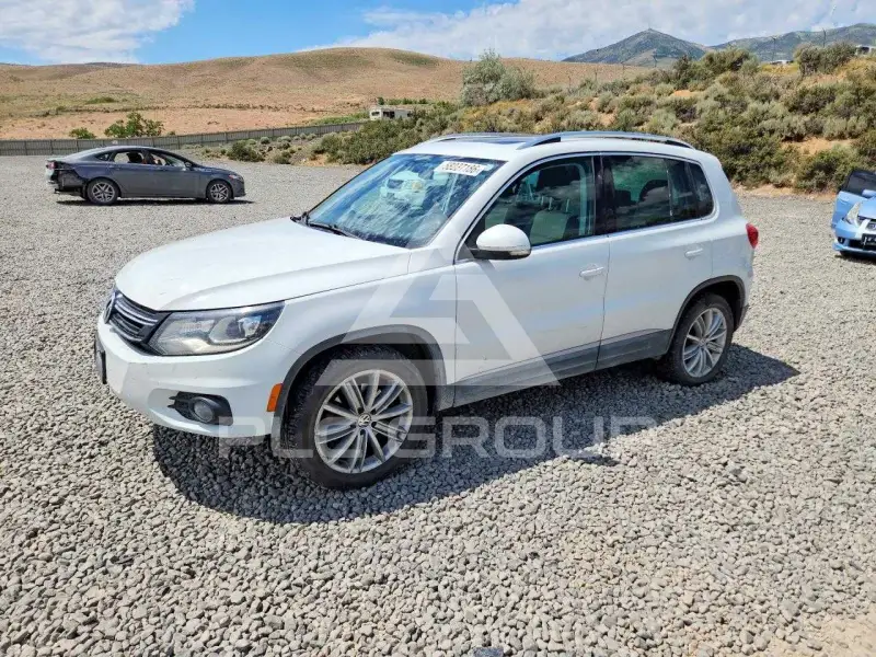 2016 Volkswagen Tiguan photo