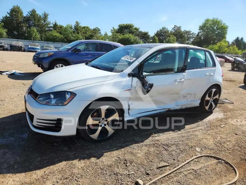 2016 Volkswagen GTI фото