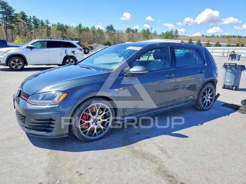 2016 Volkswagen GTI photo