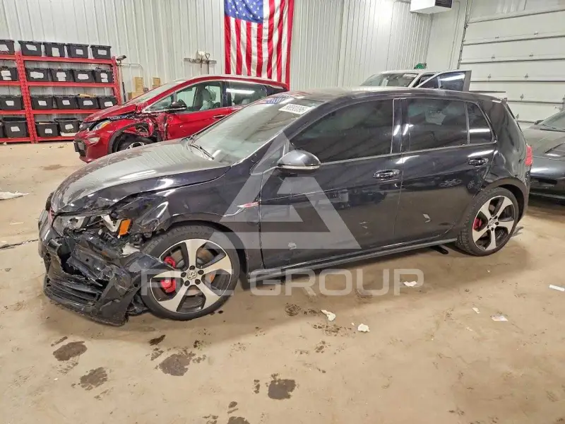 2016 Volkswagen GTI photo