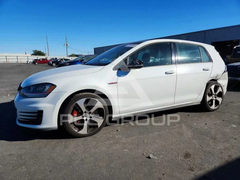 2016 Volkswagen GTI фото