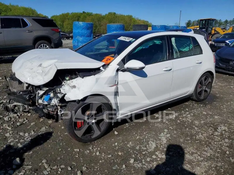 2016 Volkswagen GTI photo