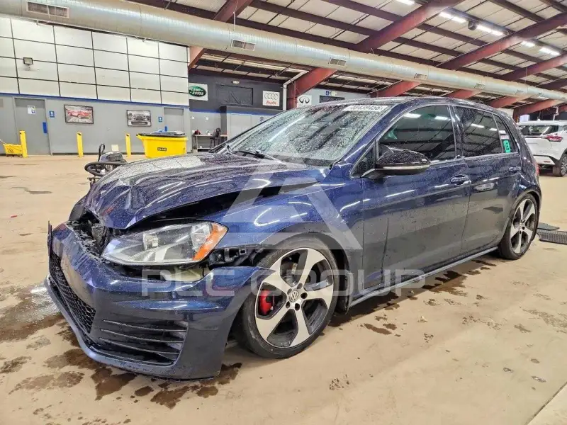 2016 Volkswagen GTI photo