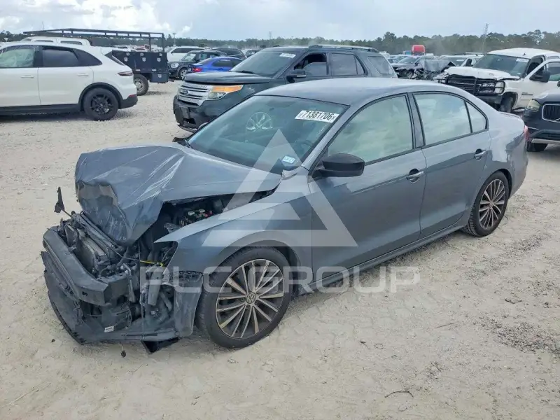 2016 Volkswagen Jetta photo