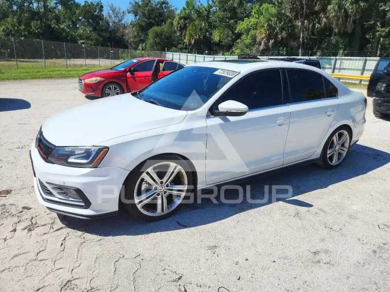 2016 Volkswagen Jetta photo
