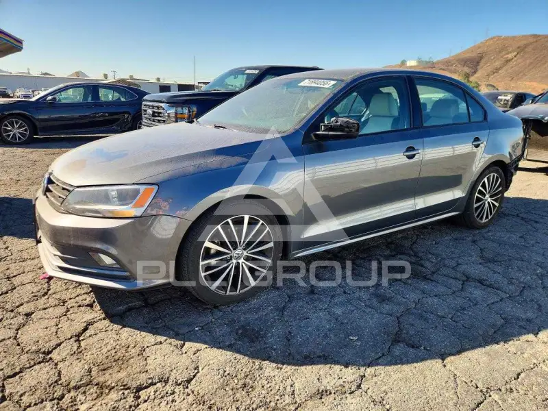 2016 Volkswagen Jetta фото