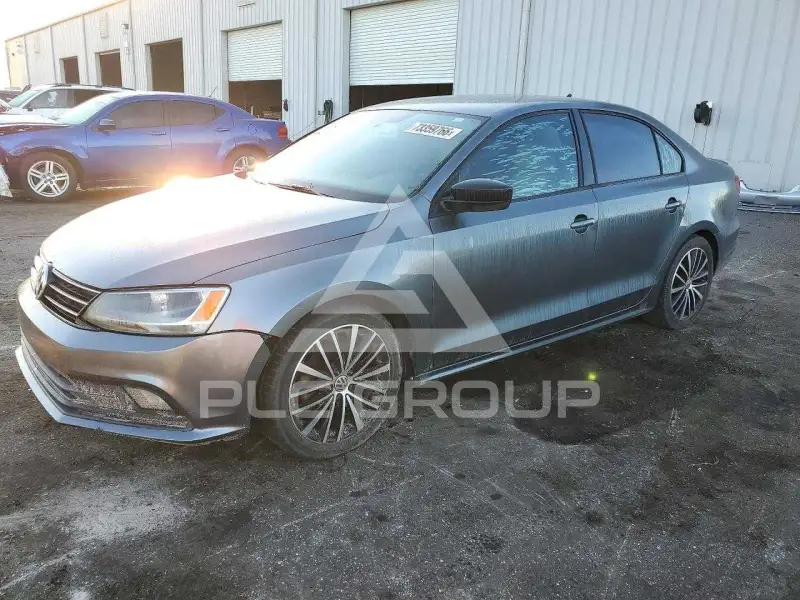2016 Volkswagen Jetta фото