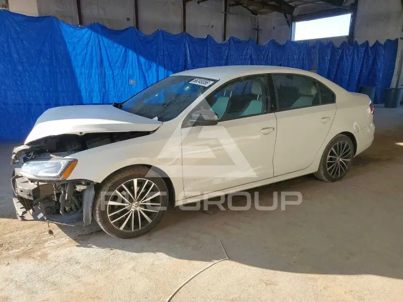 2016 Volkswagen Jetta photo