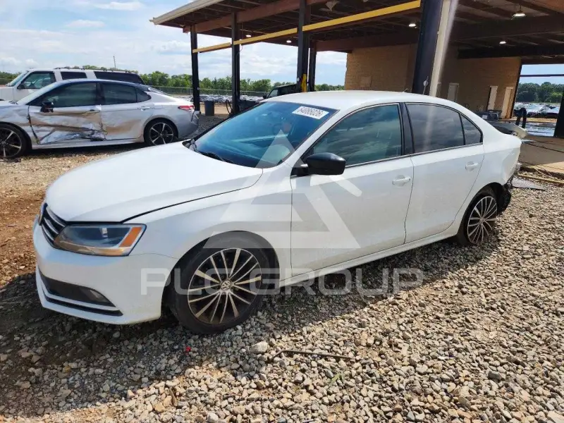 2016 Volkswagen Jetta фото