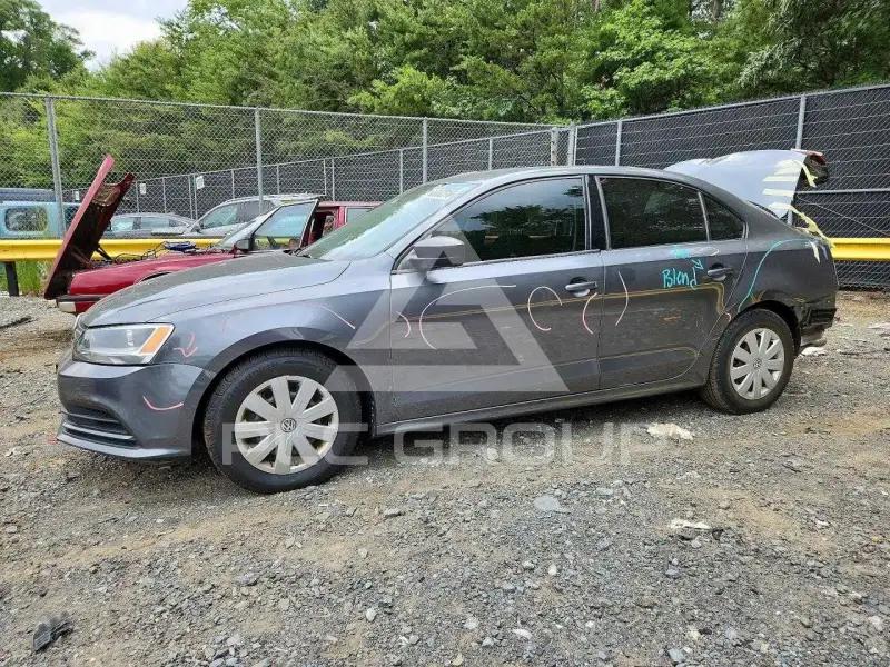 2016 Volkswagen Jetta photo