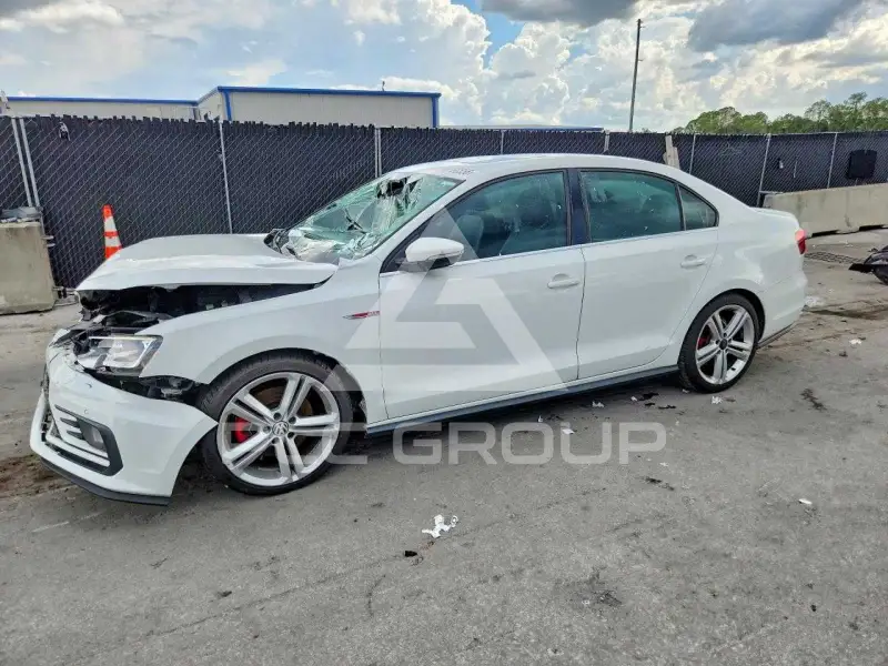2016 Volkswagen Jetta фото