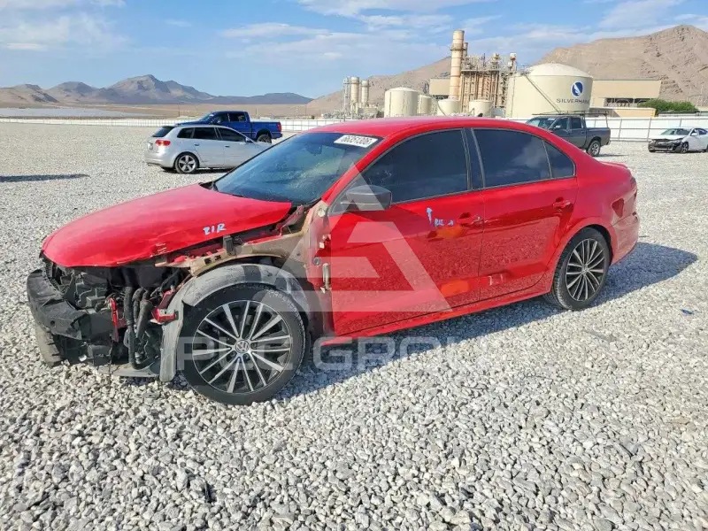 2016 Volkswagen Jetta photo