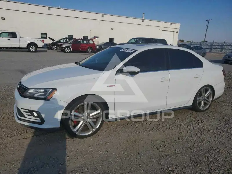 2016 Volkswagen Jetta photo