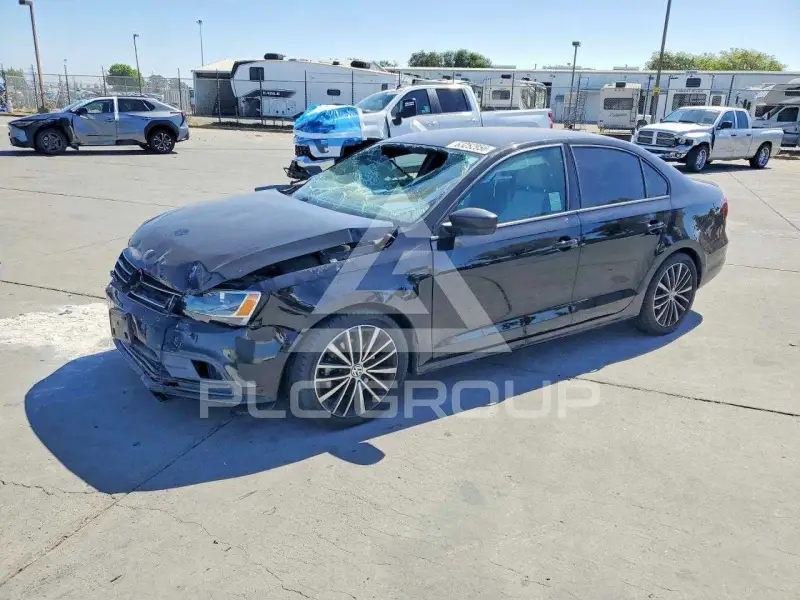 2016 Volkswagen Jetta photo
