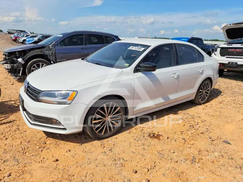 2016 Volkswagen Jetta фото