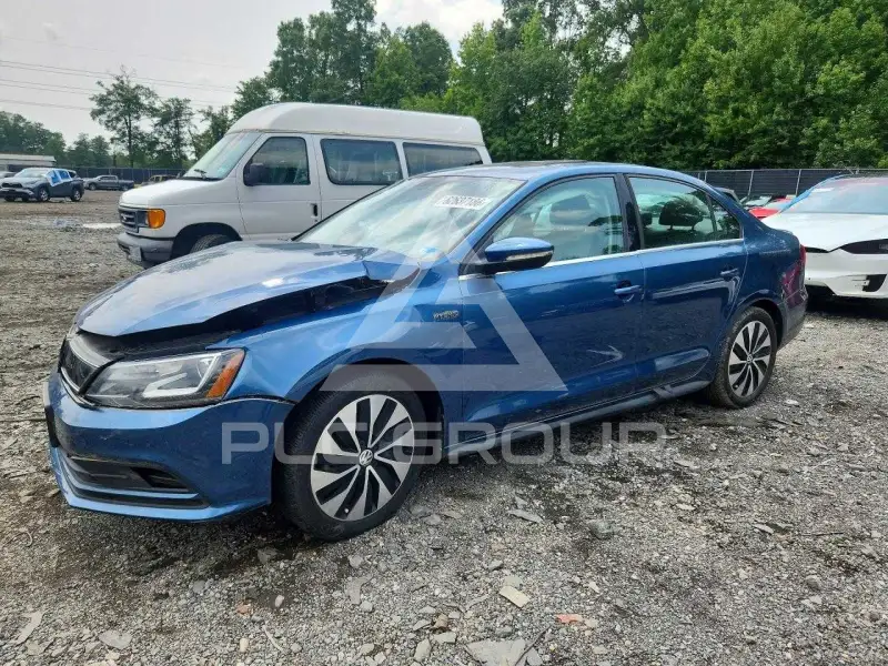 2016 Volkswagen Jetta фото
