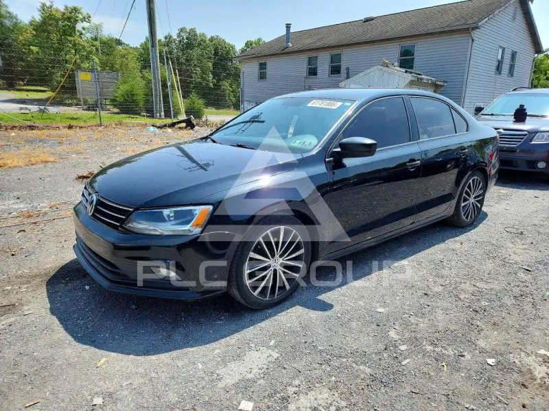 2016 Volkswagen Jetta photo