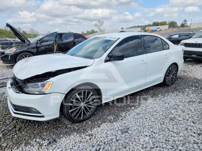 2016 Volkswagen Jetta фото