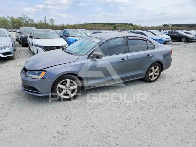 2016 Volkswagen Jetta photo
