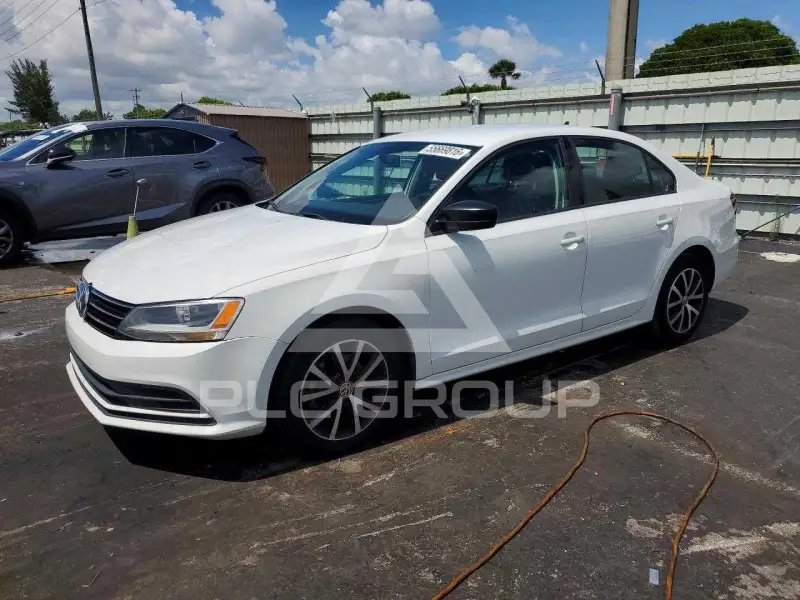 2016 Volkswagen Jetta фото
