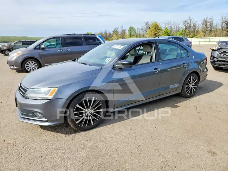 2016 Volkswagen Jetta фото