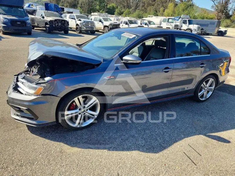2016 Volkswagen Jetta фото