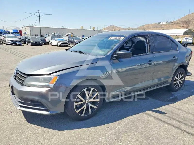 2016 Volkswagen Jetta photo
