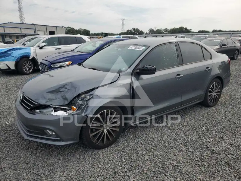 2016 Volkswagen Jetta фото