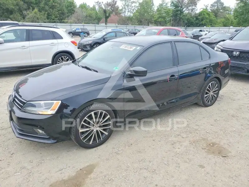 2016 Volkswagen Jetta photo