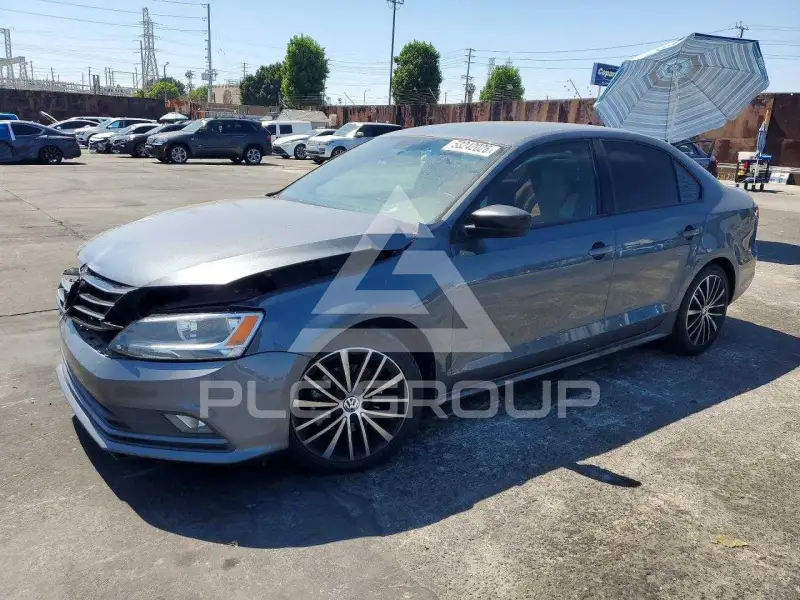 2016 Volkswagen Jetta фото