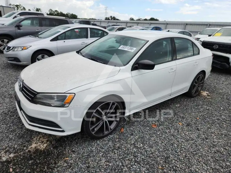 2016 Volkswagen Jetta фото