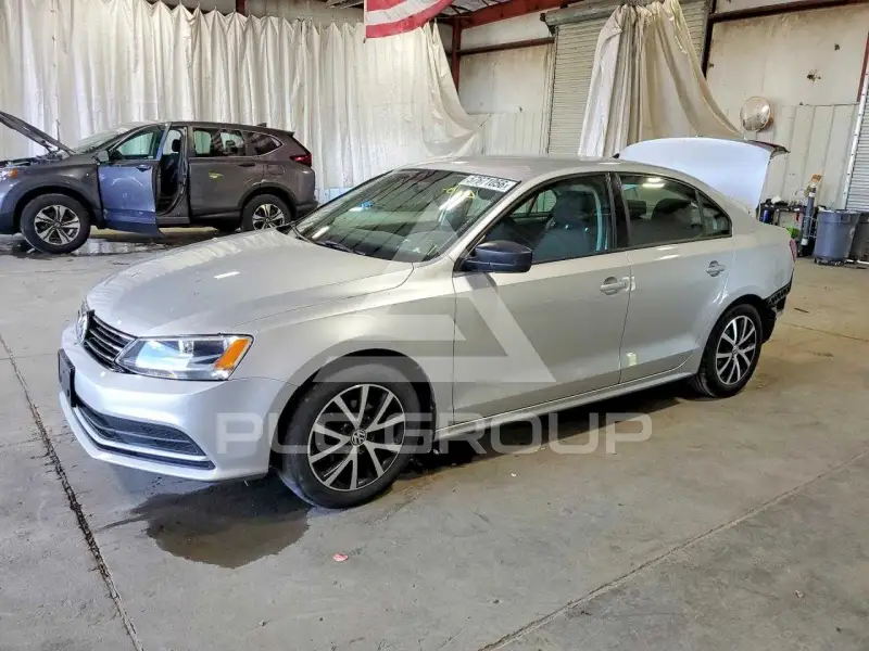 2016 Volkswagen Jetta photo