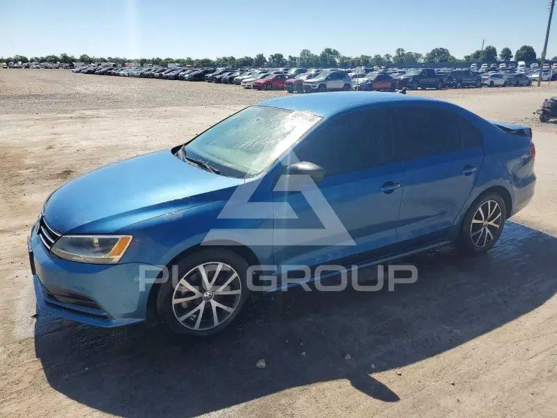 2016 Volkswagen Jetta photo