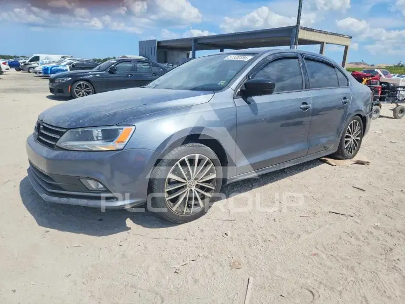 2016 Volkswagen Jetta фото