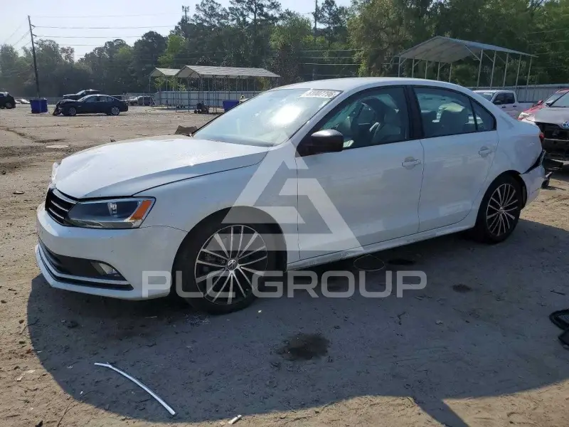 2016 Volkswagen Jetta photo