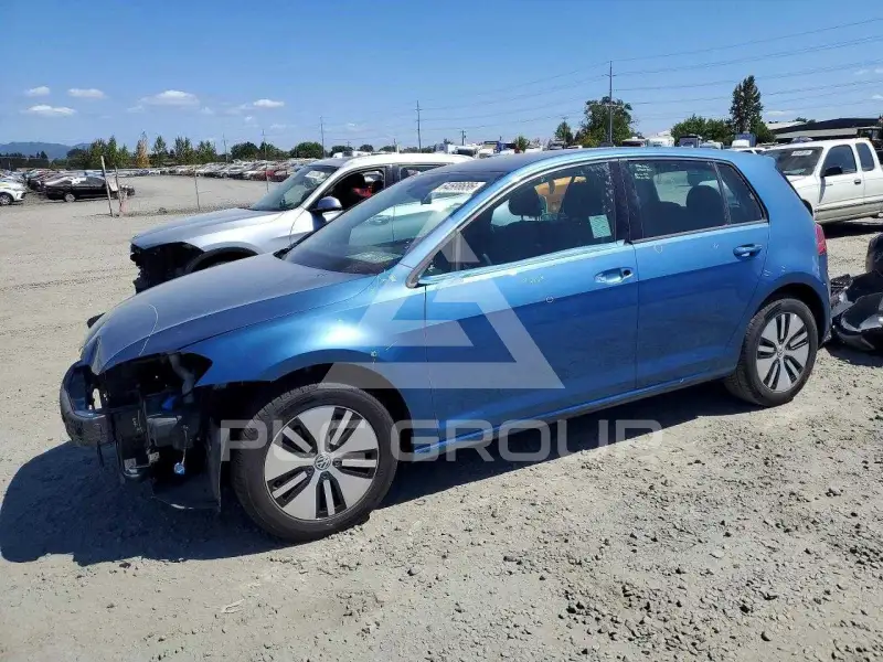 2016 Volkswagen GOLF фото