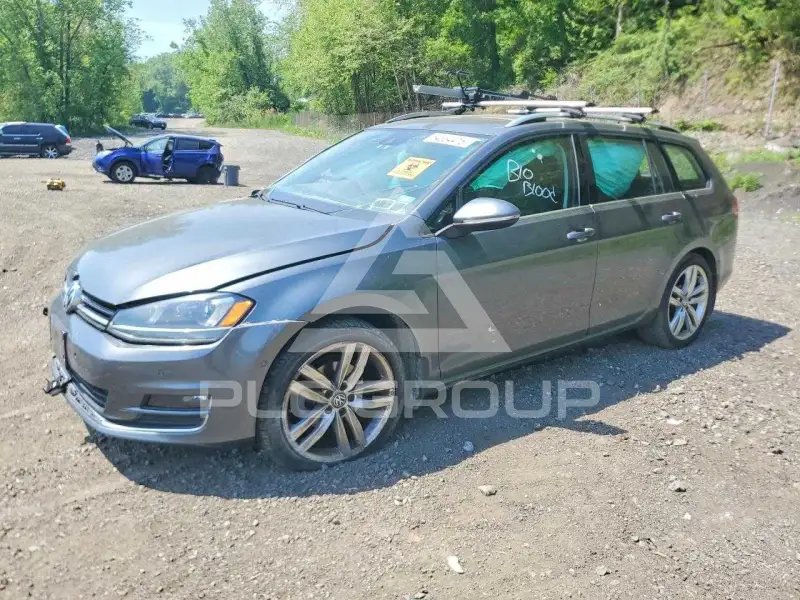 2016 Volkswagen GOLF photo
