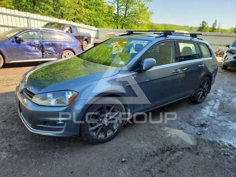 2016 Volkswagen GOLF photo