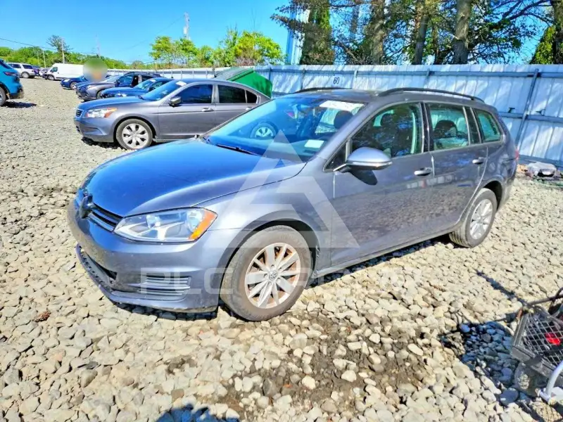 2016 Volkswagen GOLF фото