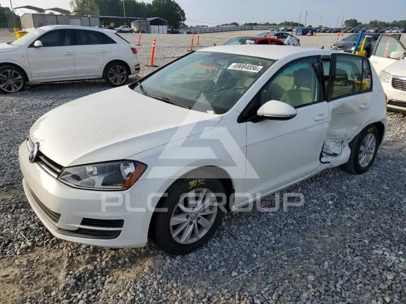 2016 Volkswagen GOLF photo
