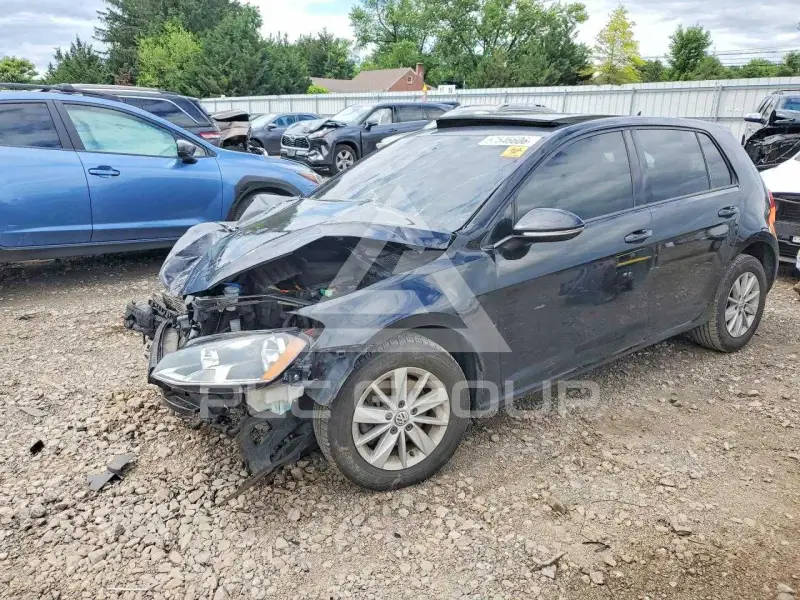 2016 Volkswagen GOLF photo