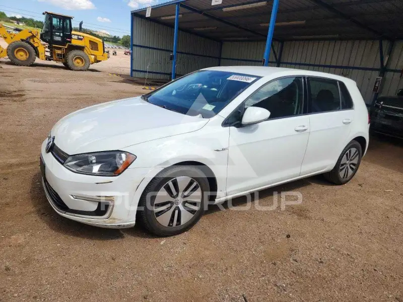 2016 Volkswagen GOLF фото