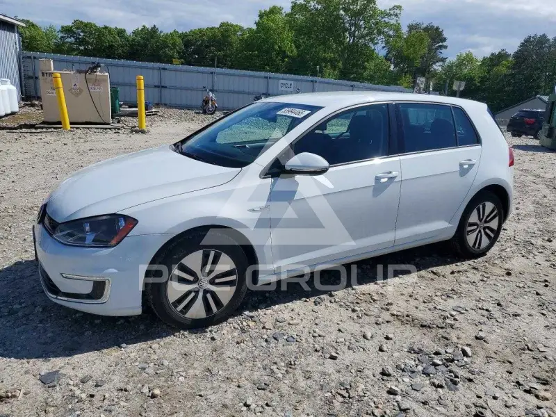 2016 Volkswagen GOLF фото