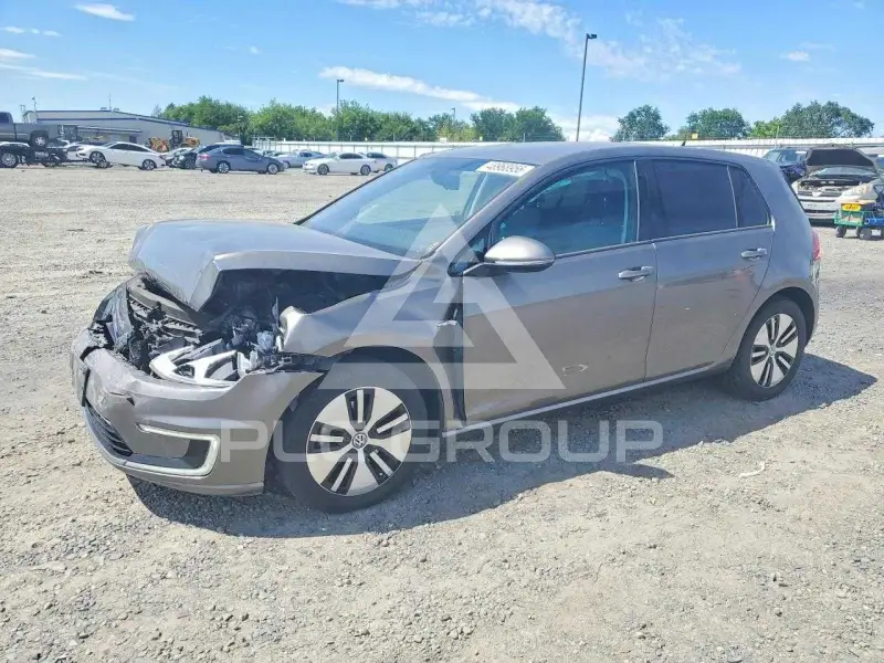 2016 Volkswagen GOLF фото