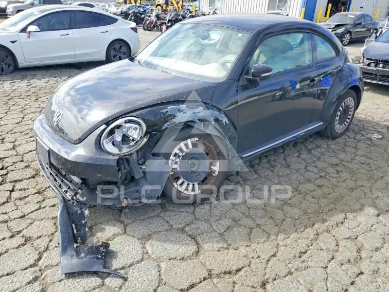 2016 Volkswagen BEETLE фото