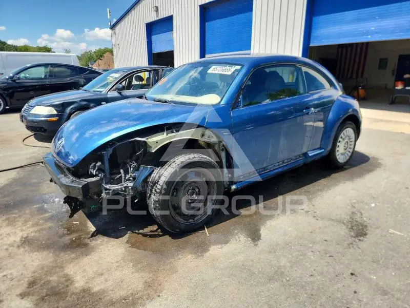 2016 Volkswagen BEETLE photo